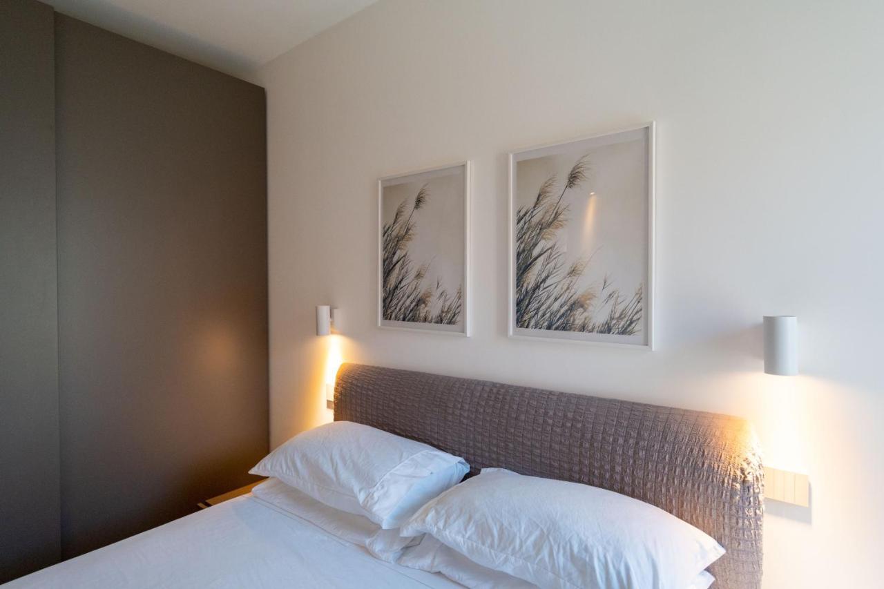 Aurealiving - Trastevere Suite With Rooftop & Gym, Your Place In Roma Exterior foto
