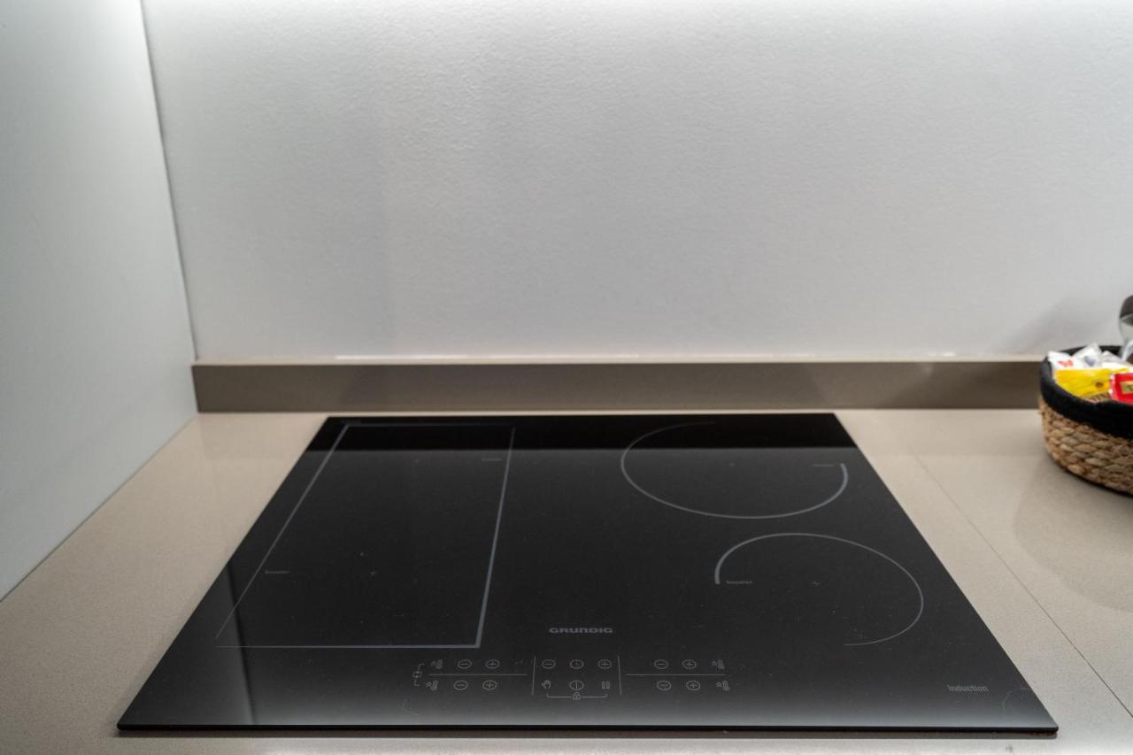 Aurealiving - Trastevere Suite With Rooftop & Gym, Your Place In Roma Exterior foto
