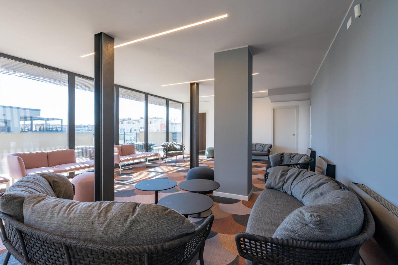 Aurealiving - Trastevere Suite With Rooftop & Gym, Your Place In Roma Exterior foto